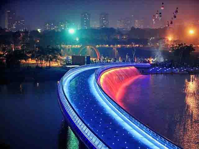 starlight bridge sai gon - Ho Chi Minh City Highlights & Travel Guide