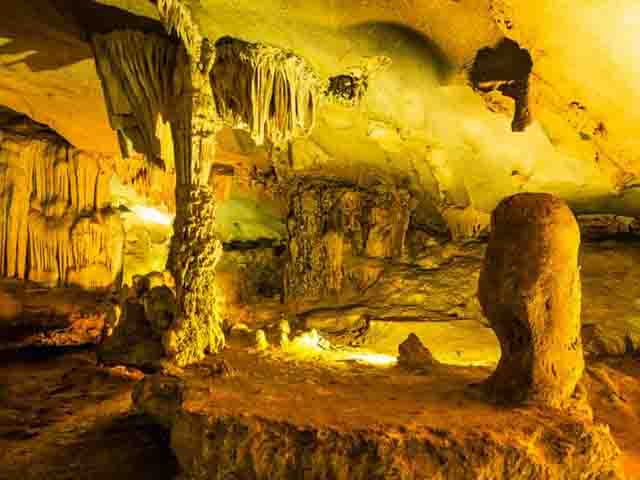 thien canh son cave - Halong Bay Highlights & Travel Guide